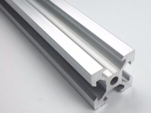 Perfil V-slot 2020